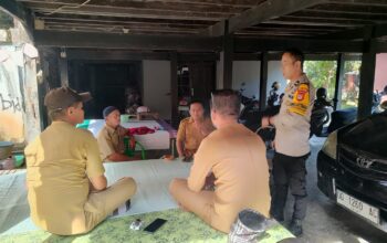 Bhabinkamtibmas Polsek Enrekang Laksanakan Sambang Kunjungan di Wilayah Binaan