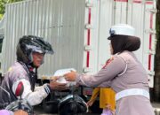 Jumat Berkah Jadi Momentum Polantas Menyapa, Berbagi Untuk Mereka yang Bekerja Mencari Nafkah Bagi Keluarga