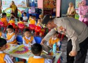Kapolres Enrekang AKBP Hari Budiyanto Salurkan MBG di TK Kemala Bhayangkari
