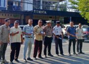 Sat Lantas Polres Sinjai Bagikan Brosur, Sosialisasikan Program Bebas dan Diskon Pajak Kendaraan.