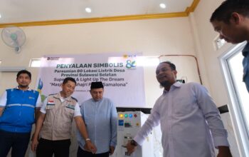 PLN Hadirkan Harapan di Pulau Samalona, Sinar Terang dari SuperSUN untuk Pariwisata Hijau Berkelanjutan