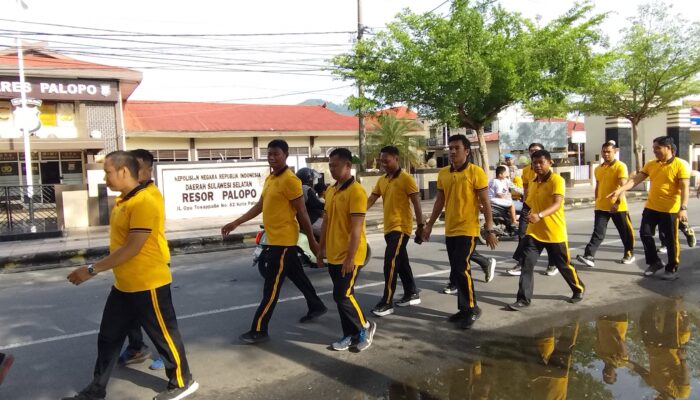 Personel Polres Palopo Gelar Jogging Pagi Bersama untuk Jaga Kebugaran dan Kekompakan