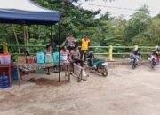 PERSONIL POLSEK MALUA MELAKUKAN PENCARIAN WARGA DESA KOLAI YANG HILANG