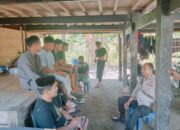 BHABINKAMTIBMAS DESA LARINGGI DAN BULUE SAMBANGI WARGA LEJJA SAMBIL SAMPAIKAN PESAN KAMTIBMAS