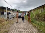 Bhabinkamtibmas dan Aparat Kelurahan Lapadde Lakukan Sambang ke Pemukiman, Periksa Penyebab Genangan Air