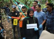 Satreskrim Polres Enrekang Gelar Rekonstruksi Kasus Pembunuhan di Kebun Salak Dusun Lintik, Alla : Tersangka Peragakan 41 Adegan di TKP