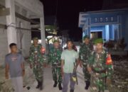 Personel Koramil 1413-11/Wangi Wangi Gelar Patroli Malam Bersama Komduk dan Warga untuk Ciptakan Kondusifitas Wilayah