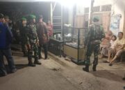 Personel Koramil 1413-02/Pasarwajo, Komduk, dan Warga Gelar Patroli Malam Jaga Kamtibmas di Kombeli