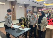 GIAT PENANDATANGANAN PAKTA INTEGRITAS DAN PENGAMBILAN SUMPAH PENERIMAAN BINTARA BRIMOB POLRI T.A. 2026 DI POLRES PALOPO