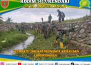 Babinsa dan Warga Bersatu: Aksi Karya Bakti Bersihkan Sungai dan Jalan, Wujudkan Lingkungan Punggaluku Asri