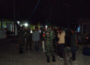 Personel Koramil 1413-11/Wangi Wangi Bersama Komduk Gelar Patroli Malam di Waelumu