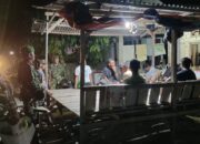 Sinergitas Personel Koramil 1413-04/Mawasangka, Linmas, Karang Taruna, dan KBT Gelar Patroli Malam Rutin Demi Kamtibmas