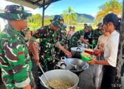 TNI AD Dirikan Dapur Lapangan Bantu Korban Banjir Bandang ,Tanah Longsor