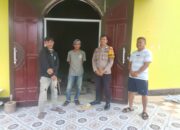 Bhabinkamtibmas Sambang Warga, Sampaikan Pesan Humanis untuk Jaga Kamtibmas