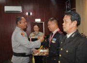 Kapolres Enrekang AKBP Hari Budiyanto Pimpin Wisuda Purna Bhakti 2025, Hormati Pengabdian Senior Polri
