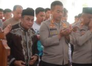Polres Wajo Bersama Masyarakat Satukan Doa untuk Saudara Sebangsa di Sumatera dan Aceh