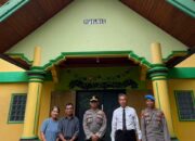 Kapolres Soppeng Laksanakan Silaturahmi dan Tinjau Kesiapan Gereja Jelang Natal dan Tahun Baru
