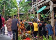 Bhabinkamtibmas Desa Barae Melayat ke Rumah Duka Warga Binaan