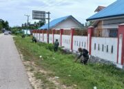 Personel Koramil 1413-10/Lasalimu Bersama Warga Gelar Kerja Bakti Pembersihan Saluran Air