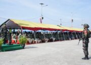 Danrem 143/HO Pimpin Upacara Pengantaran Satgas Pamtas RI–PNG Mobile Yonif 725/Woroagi