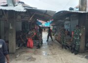 Wujud Nyata Peduli Kebersihan, Babinsa Koramil 1413-11/Wangi-Wangi Laksanakan Kerja Bakti di Pasar Pongo