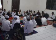 Nuansa Religius Warnai Akhir Tahun, Kapolres Sinjai Gelar Pengajian Bersama Santri di Rumah Dinas.