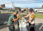 Polres Wajo dan TNI Bersihkan TMP Empagae dalam Karya Bakti HUT ke-69 Korem 141/Toddopuli