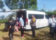 Bhabinkamtibmas Polsek Makale Lakukan Sambang Humanis di Kawasan Wisata Buntu Burake