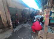 Sinergi TNI dan Masyarakat, Babinsa Koramil 1413-09/Sampolawa Bersihkan Pasar Jaya Bakti