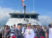 Peringati Hari Dharma Samudera, Kodaeral VI Gelar Upacara di KRI Marlin Dirangkaikan Tabur Bunga dan Bakti Sosial
