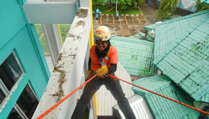 Tanggap Darurat Bencana: PLN Bentuk Tim Reaksi Cepat yang Siap Hadapi Situasi Darurat