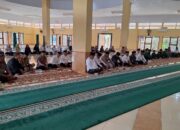 Isra Mi’raj di Cakke, Kehadiran Kapolsek Anggeraja Perkuat Sinergi Polri dan Masyarakat