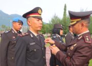 Apresiasi Dedikasi, Kapolres Sigi Pimpin Upacara Penganugerahan Tanda Kehormatan Satya Lencana Pengabdian