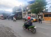 Tertibkan Lalu Lintas Pagi Hari, Personel Polsek Alla Gelar Commander Wish