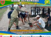 Tingkatkan Kebersihan Lingkungan, Babinsa Koramil 1417-07/Sampara Gotong Royong Bangun Bak Sampah