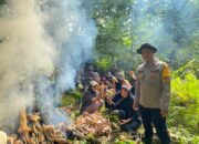 Dengan Sambang Bhabinkamtibmas Polsek Enrekang ajak warga tetap menjaga Kamtibmas