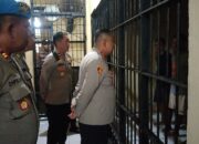 Pastikan Kondisi Napi Sehat, Kapolres Buton Cek Kondisi Rumah Tahanan