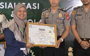 Dua Personel Polres Soppeng Raih Penghargaan Analis Satker Terbaik dari KPKNL Parepare