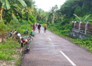 Jumat Bersih, Koramil Kaledupa dan Warga Desa Sandi Gotong Royong Jaga Lingkungan