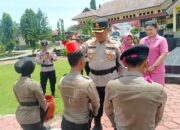 Kapolres Polres Buton Pimpin Tradisi Penjemputan Bintara Remaja, 8 Personel Resmi Bergabung