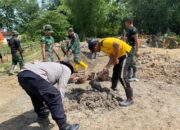 Manunggal di Lokasi TMMD 127, TNI-Polri di Kendari Bahu-Membahu Bangun Talud