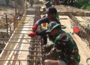 Satgas TMMD 127 Kodim Kendari Mulai Rakit Besi Jembatan di Anggoeya