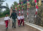 Begini Bukti Kedekatan Anggota Satgas TMMD 127 Kodim Wonogiri Dengan Anak Sekolah Dasar