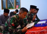 Meski Puasa Dan Bekerja Seharian, Satgas TMMD Ke 127 Kodim 0808/Blitar Tetap Laksanakan Tadarus Di Desa Krisik