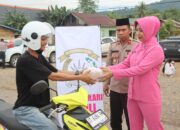 Raih Keberkahan Ramadhan, 150 Paket Takjil Dibagikan Polres Konawe Utara Bersama Bhayangkari Cabang Konut