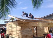 Tiada Lagi Bocor Saat Hujan, Satgas TMMD 127 Hadiahkan Atap Layak untuk Warga