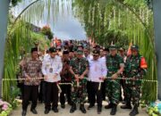 Brigjen TNI M Andhy Kusuma Resmikan Jalan Hasil TMMD 127 Di Desa Kembang