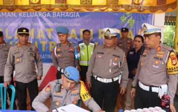 Kasatgas Banops Polres Tana Toraja Cek Sejumlah Pos Ops Ketupat 2026, Pastikan Personel Siap Berikan Pelayanan Maksimal