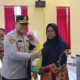 Kapolres Buton Bersama Bupati Buton Selatan Tinjau Pasar Murah di Kecamatan Lapandewa