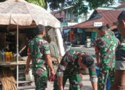 Kepedulian Babinsa Wangi-Wangi Bersama Warga Wujudkan Pasar Pongo Bersih dan Nyaman